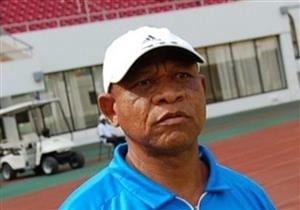 صورة.. نجم غانا يزور معسكر الزمالك