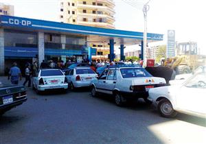 كارت الوقود الذكي "يثير الجدل" في البحيرة.. بين "مؤيد ومعارض"