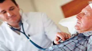 هل حبوب النوم الطبيعية آمنة؟ دراسة تربط الميلاتونين بقصور القلب