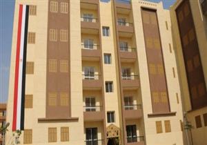 وقف تسليم وحدات إسكان مشروع الأسر الأولى بالرعاية بالقوصية