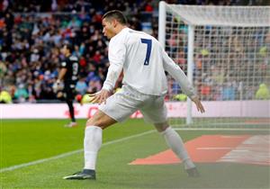 بالفيديو.. رونالدو يعزز الصدارة للريال بفوز صعب على خيخون