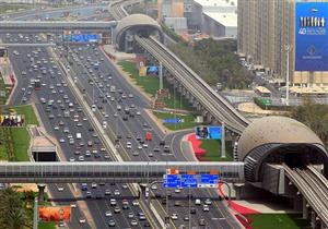 شرطة دبي تعتمد "عملية حسابية" لظبط سرعات السيارات