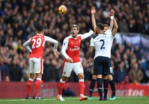 بالفيديو والصور- التعادل يحسم ديربي لندن.. وتوتنهام يمنح ليفربول فرصة الانفراد بالصدارة