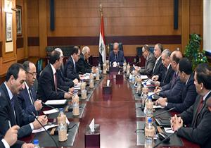 "معلومات الوزراء": ملتزمون بسداد التزاماتنا للشركات الأجنبية العاملة بالبترول