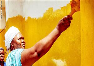 صور- لماذا لون الكينيون مساجدهم وكنائسهم باللون الأصفر؟