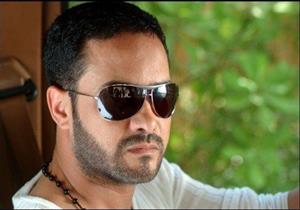 محمد رجب يتعاقد مع "السبكي" على "بيكيا"