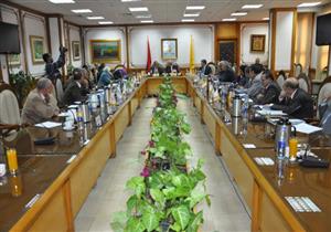 بعد موافقة الطلاب.. جامعة المنيا تحدد 9 يناير لامتحانات نصف السنة 