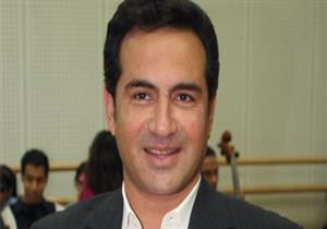 الفنان محمد ثروت يتبرع بنصف مليون جنيه لعلاج مرضى فيروس سي