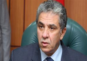 وزير البيئة يزور الكاتدرائية لتقديم واجب العزاء في ضحايا الحادث الإرهابي