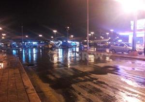 بالصور - "الفيضة الصغرى" تضرب الإسكندرية بأمطار غزيرة