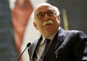 تركيا توقف نحو ألفي موظف عن العمل للاشتباه في صلتهم بـ"جولن"