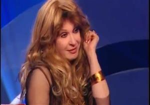 نيللي تحتفل بالكريسماس مع فادي يزبك: "أهلي لو شافوني هيموتوني"