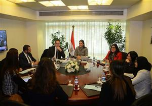 وزيرا التعاون الدولي والآثار يبحثان تمويل مشروعات عبر برامج مبادلة الديون