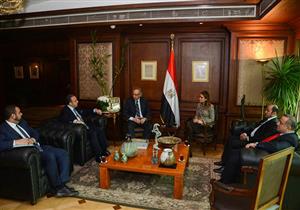 سحر نصر تتفق مع اتحاد المصارف العربية على عقد مؤتمر في فبراير المقبل