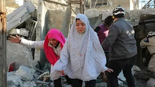سوريا.. قتلى وجرحى جراء انفجار سيارة محملة بالذخيرة في مدينة "بنش"