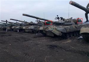 بالفيديو - كتيبة دبابات روسية تنفذ مناورة بالذخيرة الحية