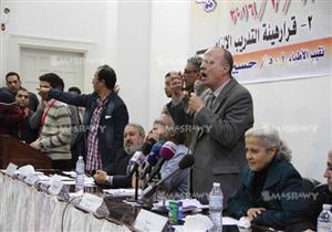 "الأطباء" ترفض قرار "المهن الطبية" بتوزيع حصيلة الاتحاد على مجلسه