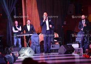 5 صور تكشف رشاقة رامي عياش في حفل عيد الحب