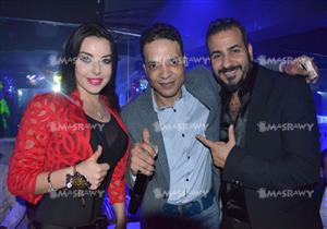 بالصور- بعد شهرتها في "أه لو لعبت يازهر" .. "ألا كوشنير" تشارك في حفل طارق الشيخ