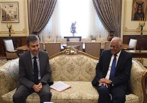 بالصور- "عبد العال" يبحث مع السفير السويسرى بالقاهرة سبل التعاون على العمل البرلماني