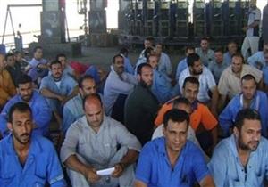 وقفة احتجاجية لعمال شركة "النيل" للطرق والكباري للمطالبة بعدم بيع الشركة