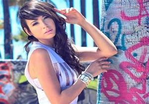 بالفيديو-ساندي: كنت مصدر رزق زوجي.. وانفصلت بعد تحول حياتي إلى "سبوبة"