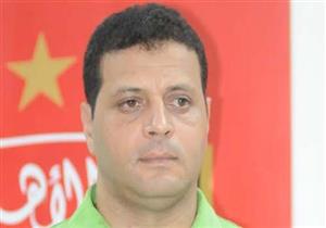 "عظيمة" مترجمًا لمارتن يول وليندمان في مران الأهلي