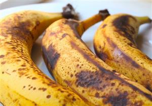 دراسة.. الموز "الأسود" يقي من الأورام السرطانية