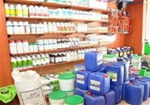 ضبط مصنع تعبئة مبيدات حشرية مجهولة المصدر بكفر الشيخ