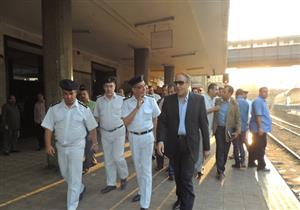 مدير شرطة النقل للضباط: "التمشيط الدوري لقطارات تحسبا لزرع أي أجسام غريبة" 