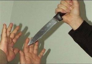 "عايز يفضحني".. فتاة تطعن شابا داخل منزله هددها بنشر صور فاضحة لها