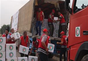 دخول أكثر من 65 شاحنة مساعدات إلى الرستن السورية
