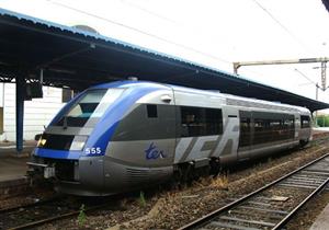 اضطراب حركة القطارات في فرنسا بسبب إضراب موظفي السكك الحديدية