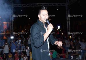 بالصور.. حمادة هلال يشعل حفل شم النسيم في "بيوت باي"
