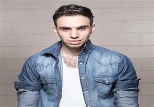 أحمد الشامي يُهنئ تامر حسني بألبومه الجديد والأخير يرد