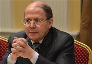 تأجيل استئناف "قنديل" على حكم تغريمه لاتهامه بسبّ "أبو العينين"