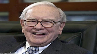  المستثمر الأسطوري "وارن بافيت" يخطط للتقاعد خلال العام الحالي 