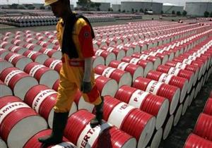 صعود أسعار النفط بفضل تعثر الدولار وهجمات بنيجيريا