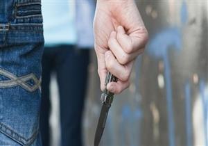 حلاق يمزق جسد طالب جامعي في المنيا