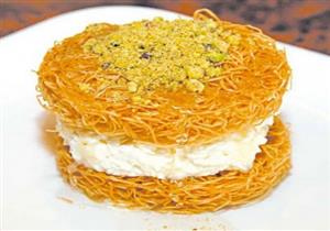 طريقة عمل الكنافة بكريمة جوز الهند والفستق 