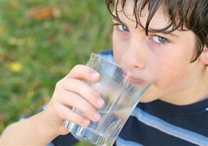 كيف تحمي طفلك من الجفاف في رمضان؟