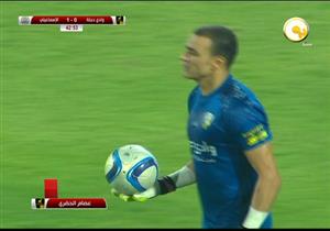 طرد مباشر للحضري خلال لقاء الإسماعيلي ودجلة بالدوري 