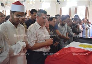 بالصور.. الآلاف يشيعون جنازة شهيد "كوم الدربي" في الدقهلية