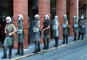 اليونان: نقل 8 ضباط أتراك طالبي لجوء لمركز احتجاز جديد لدواع أمنية