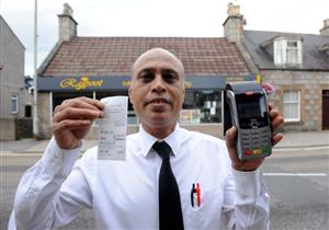 بريطاني يدفع مليون جنيه استريليني لوجبة عشاء.. والسبب!