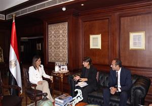 سحر نصر تبحث مع الوكالة الفرنسية للتنمية التعاون المستقبلي بين البلدين