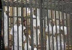 المحكمة تطرد المتهمين من القفص في "اغتيال النائب العام" بعد طرقهم على الزجاج