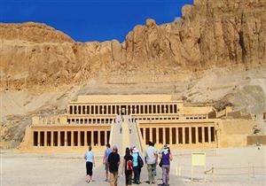 100 سائح إيطالي بالأقصر في زيارة هي الأولى منذ أزمة ريجيني