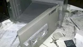   "خبوا الفلوس في المرتبة".. كواليس سرقة جريئة في التجمع 