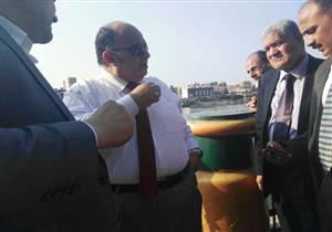 بالصور - محافظ الدقهلية يتفقد شارع كورنيش النيل بالمنصورة 